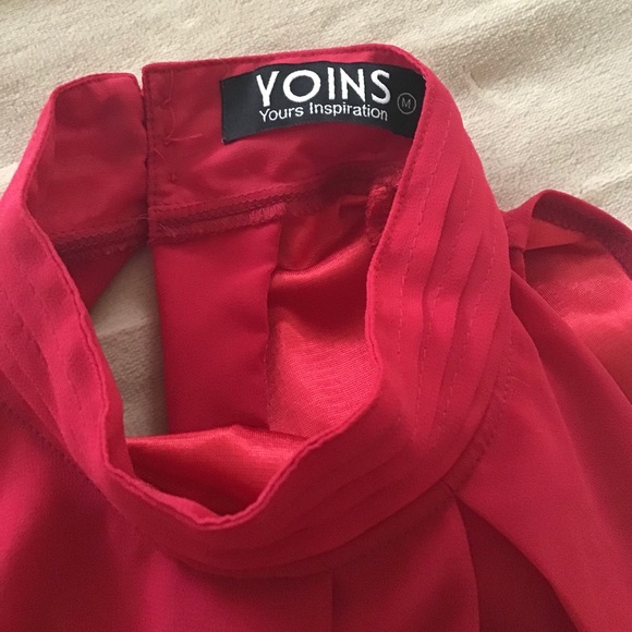 YOINS yours inspiration sleeveless top Size M red satin lining high neck - Picture 3 of 7